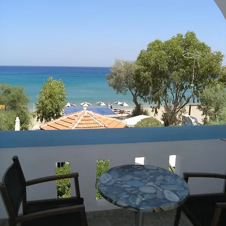 Akti Apartman *